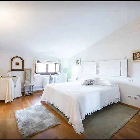 B&B Cristina 알타무라
