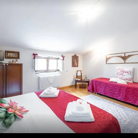 B&B Cristina 알타무라