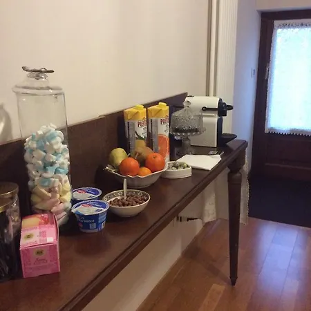 Cristina Bed & Breakfast 2*