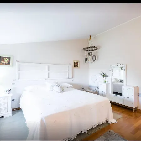 Cristina Bed & Breakfast 2*
